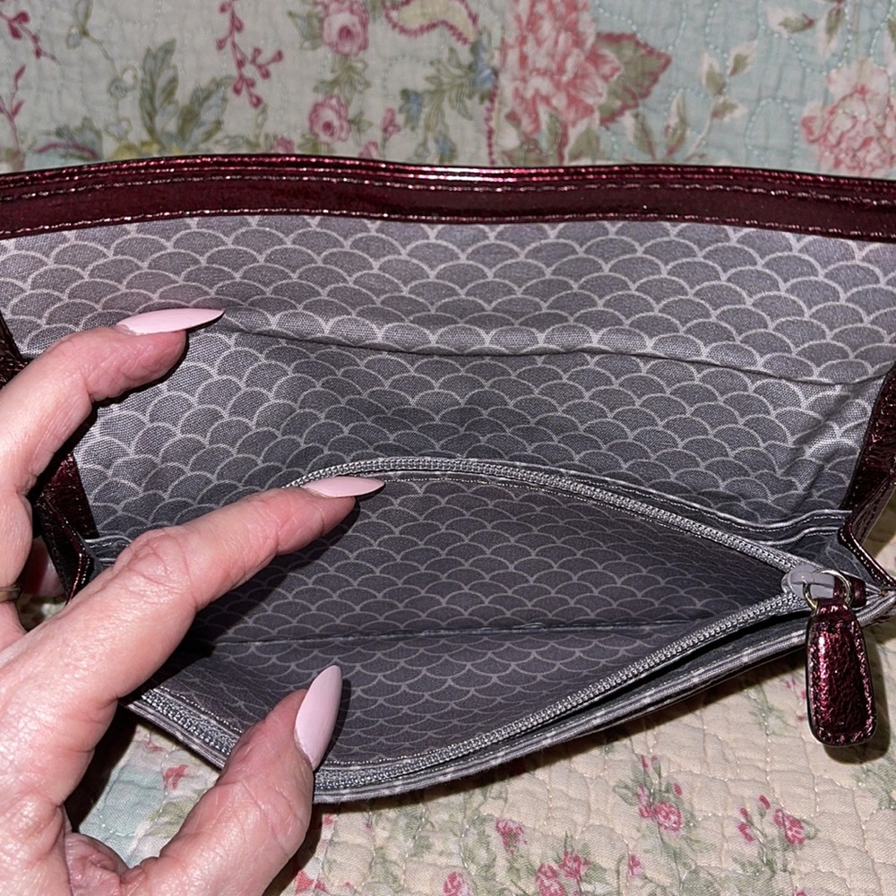 Brighton Paten Leather Wallet - Picture 7 of 7
